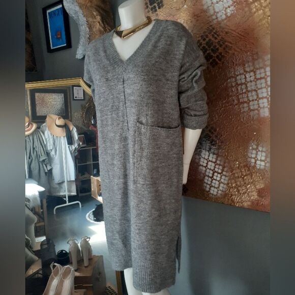 Nwt Dreamers Gray V-Neck Sweater Dress - Picture 13 of 14
